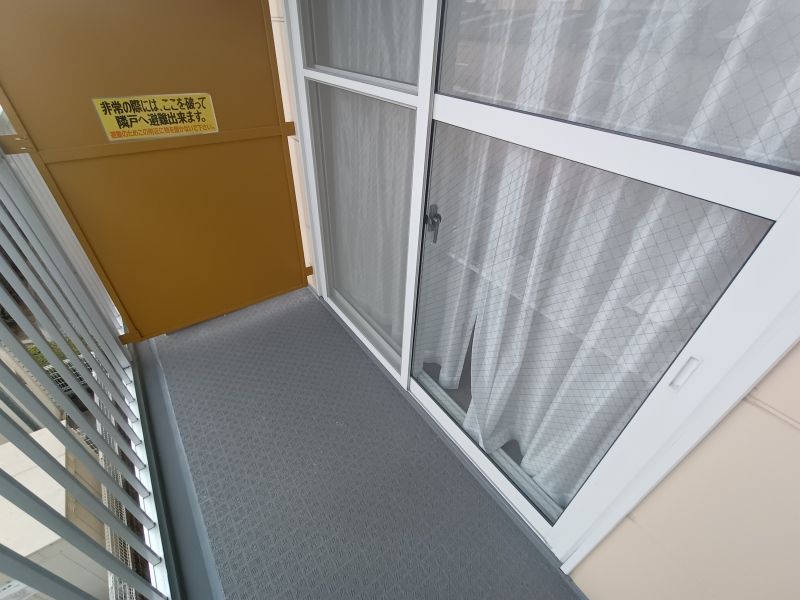 レオパレスセジュール新保 バルコニー
