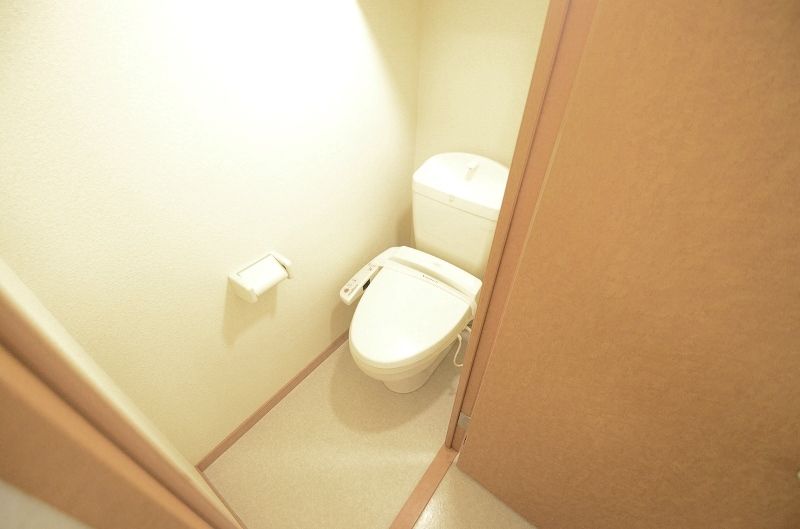 レオパレスサンハイム福久 トイレ