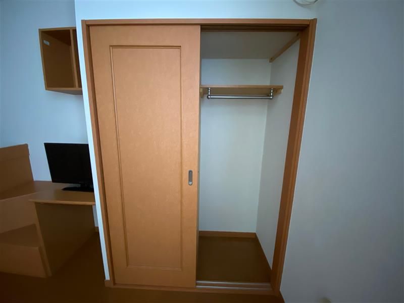 レオパレスエクセルライフ 収納