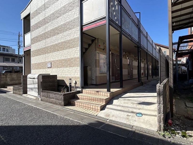 レオパレスコンフォート関町 エントランス
