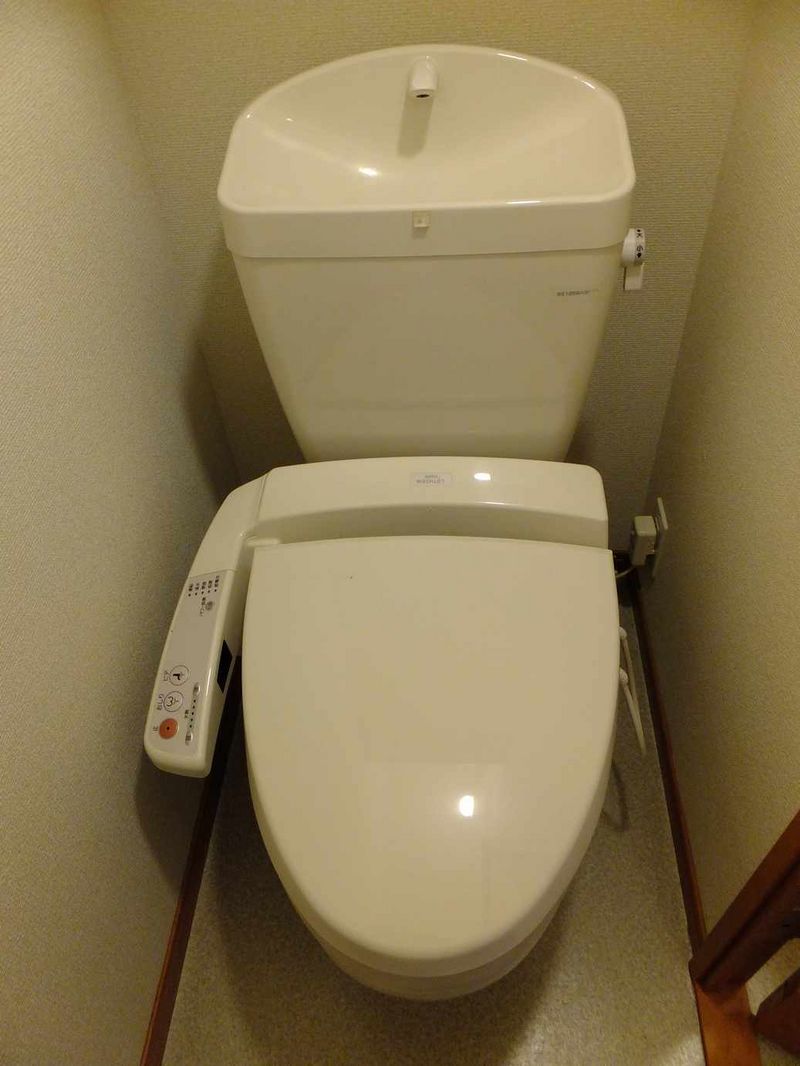 レオパレス鹿道 トイレ