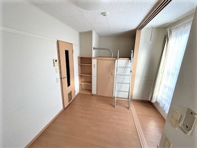 レオパレスグランティス　Ⅱ 居間