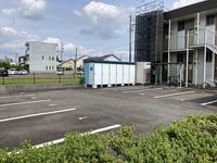 レオパレスｉｎ六条 駐車場