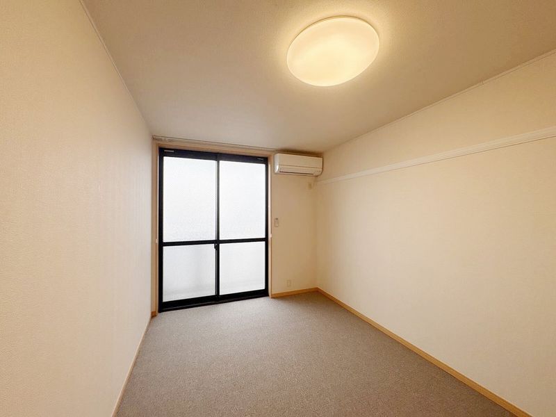 レオパレスエスポワール新宿町 居間