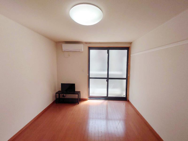 レオパレスバーン　ディーⅠ 居間