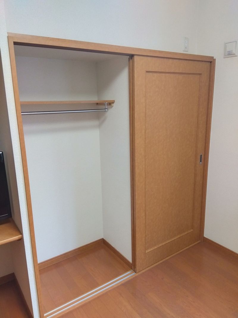 レオパレスハッサムＡ 収納