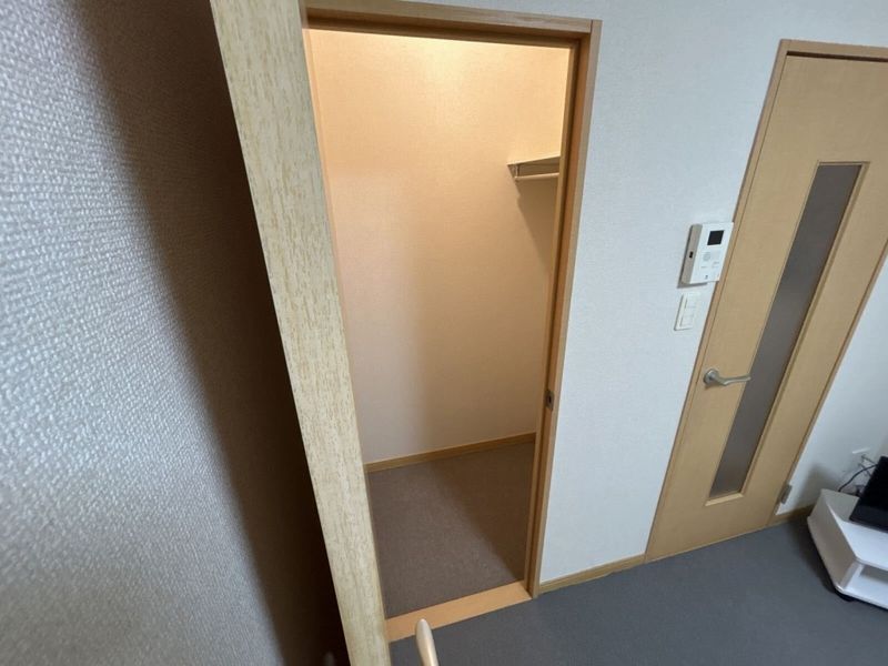 レオパレスカーサＧＯＹＡ 収納