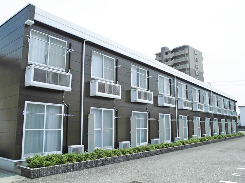 レオパレス弥生 外観