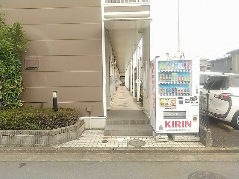 レオパレス寿 エントランス