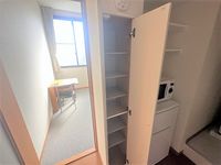 レオパレスハピネス 収納