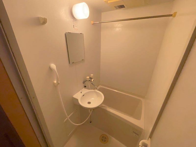 leopalace Excella Bathroom