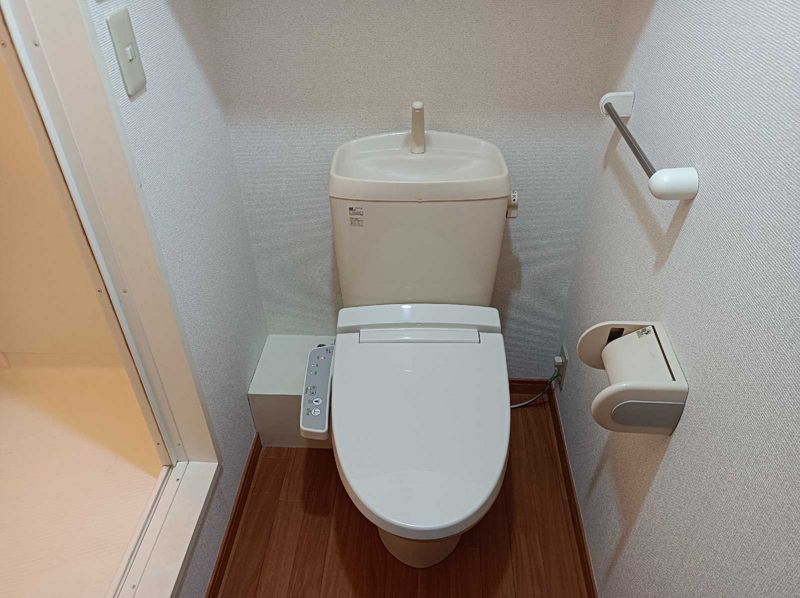レオパレスアリーナ トイレ