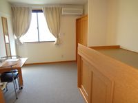 レオパレス白帝 居間
