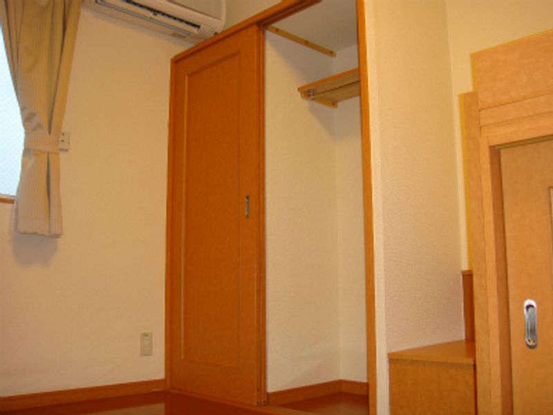 レオパレスみゆき 収納