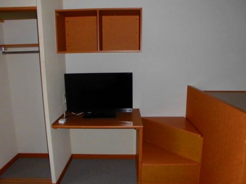 レオパレス　プラスＮ＆Ｋ 居間