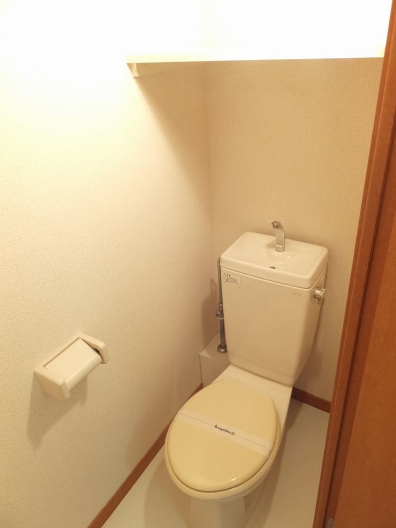 レオパレスセジュール トイレ
