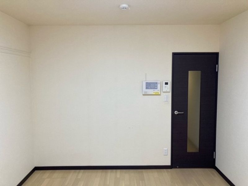 レオネクスト葵 居間