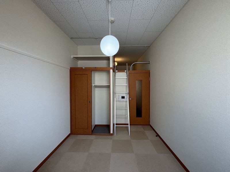 レオパレスパッシィオーネ 居間