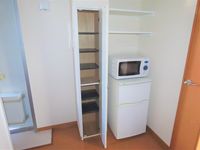 レオパレスＡＶＡＮＺＡＲＥ　Ｋ 玄関