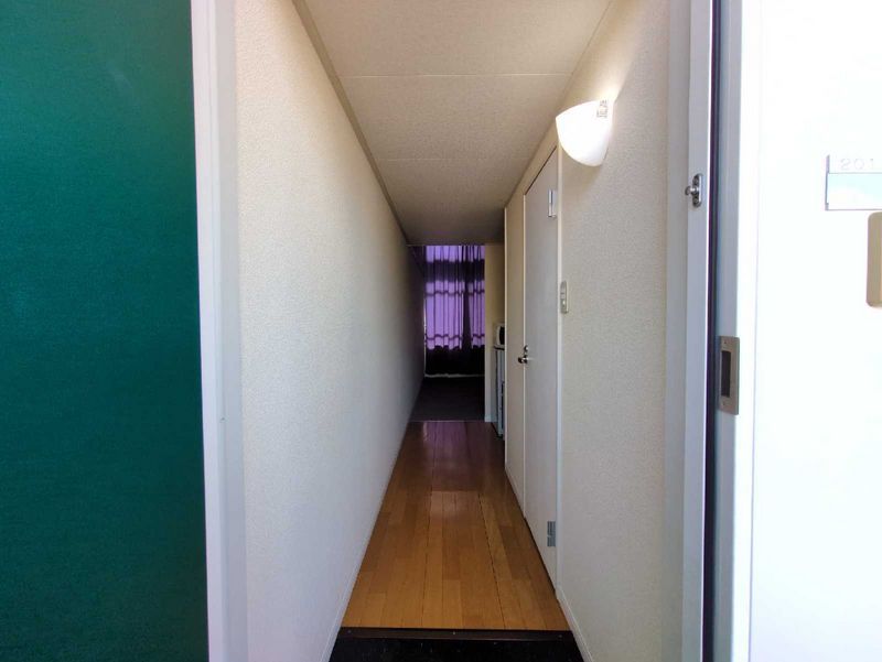 レオパレスＫ．Ｓ．Ｋ 玄関