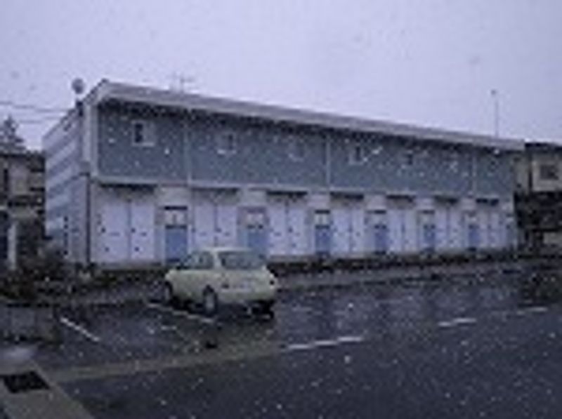 レオパレスＤＯＮ　ＤＯＮ 駐車場