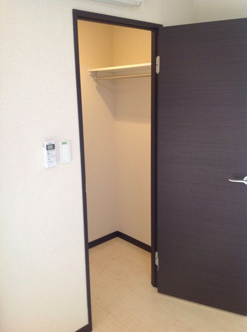 レオネクストリントアール 収納