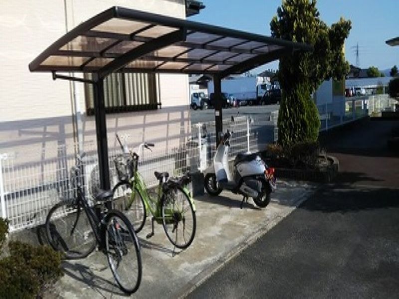 レオパレスわかみや 共用部分