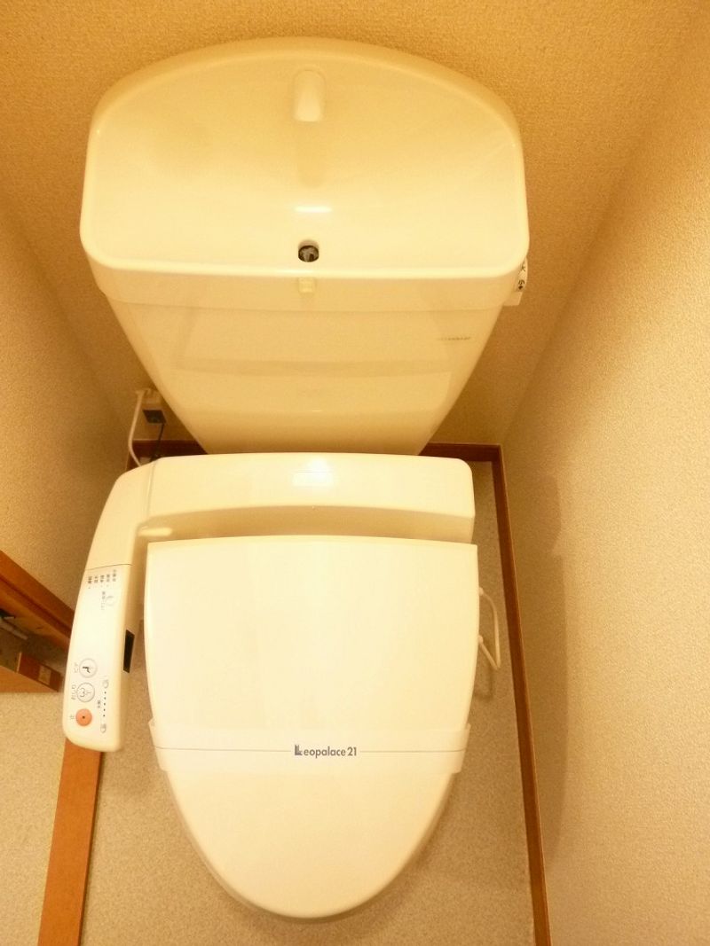 レオパレスエクレールⅠ トイレ