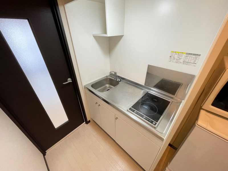 CLEINO Y52 Nhà bếp