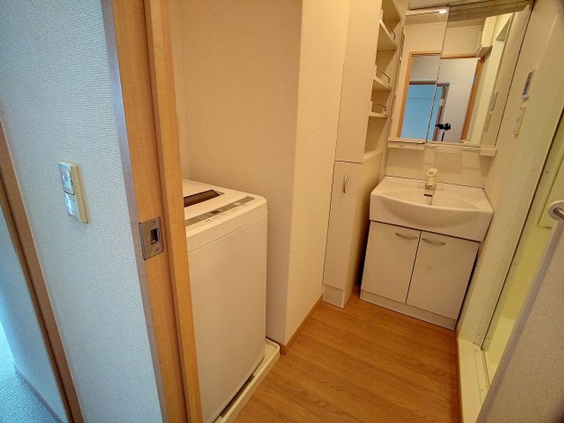 レオパレスエムエムワン 洗面台