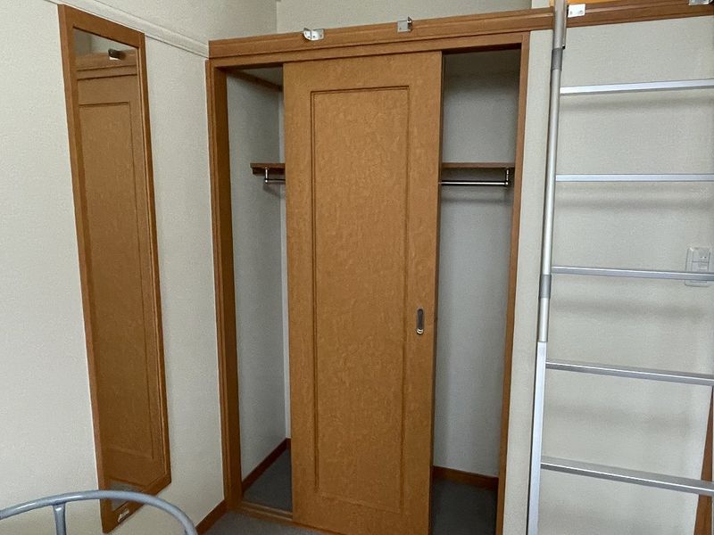 レオパレス学園南 収納