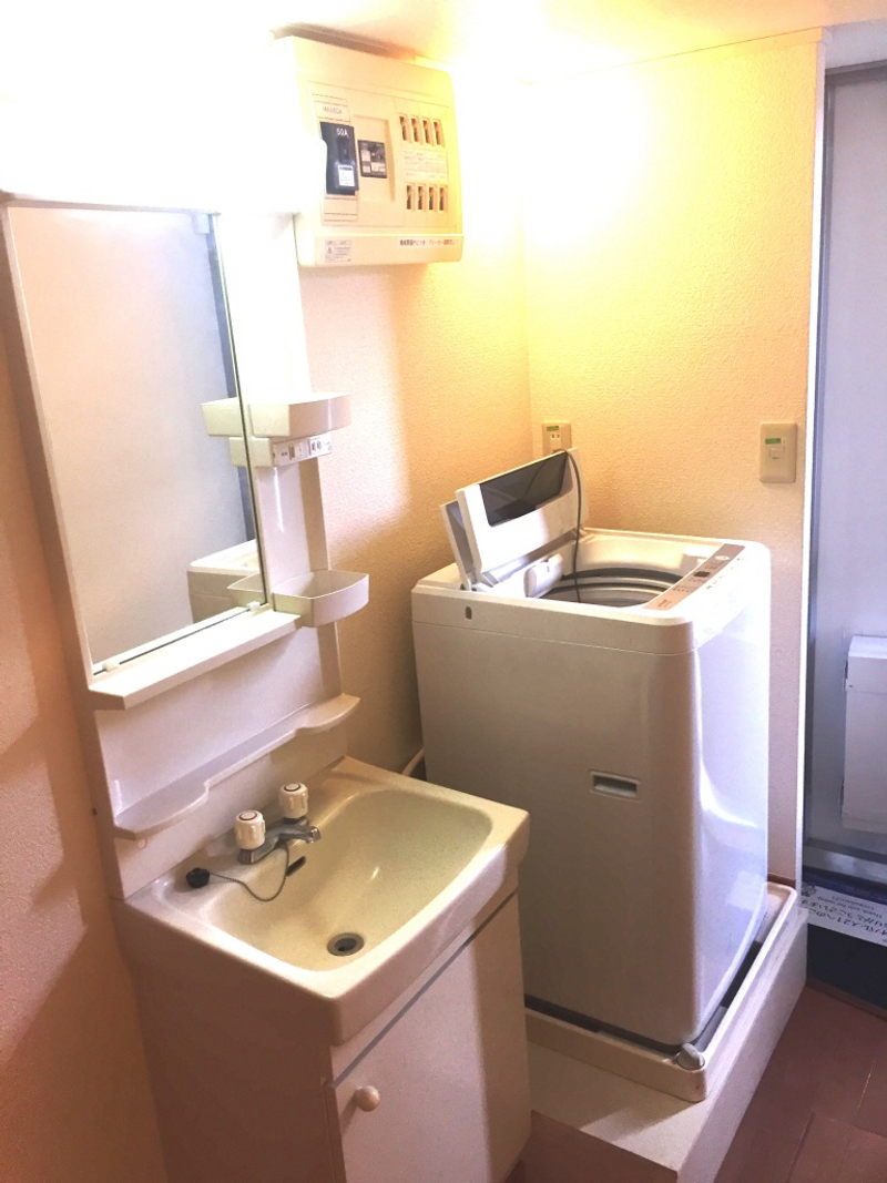 レオパレスエールⅡ 洗面所