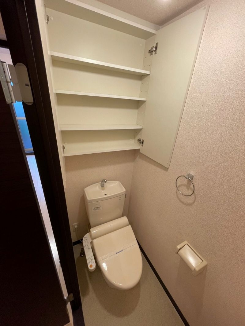 LEONEXT K III Toilet