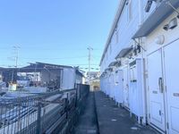 レオパレスフローラ undefined