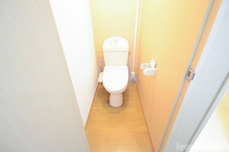 レオパレス潤 トイレ