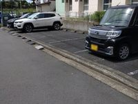 レオパレス上飯田 駐車場