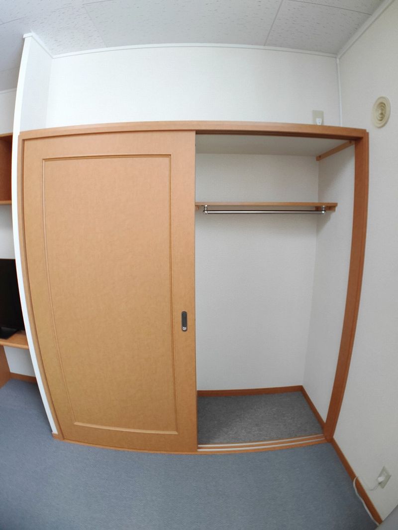 レオパレス忠和 収納