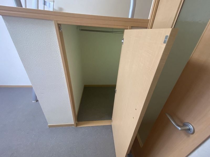 レオパレスイターナル原 収納