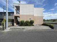 レオパレスコンフォート エントランス