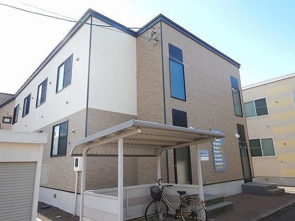 leopalace Palette exterior