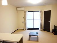 レオネクストウイング　片山 居間