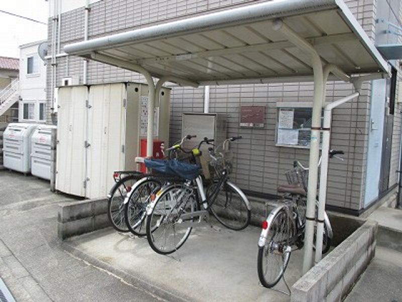 レオパレスサンプラス 共用部分