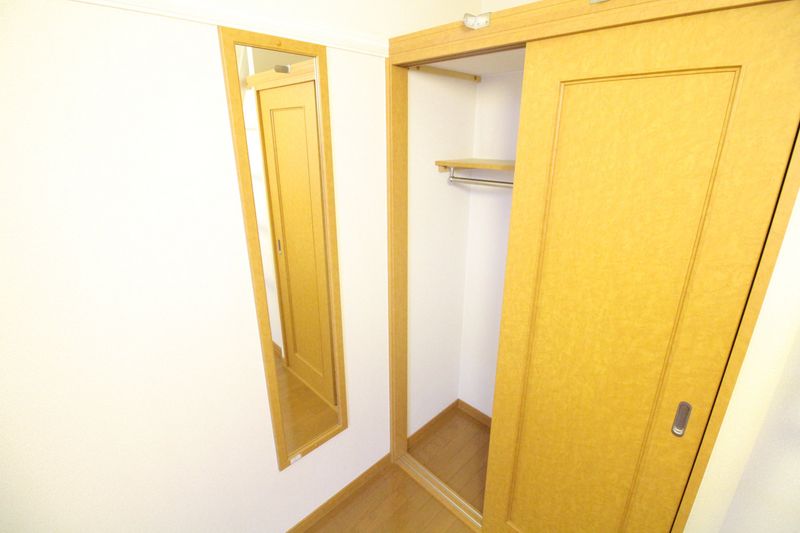 レオパレス琵琶湖 収納