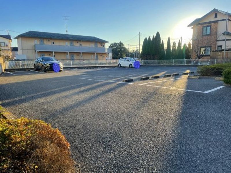レオパレスラピュタ 駐車場