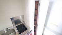 レオパレスラ・ティーダⅡ 玄関