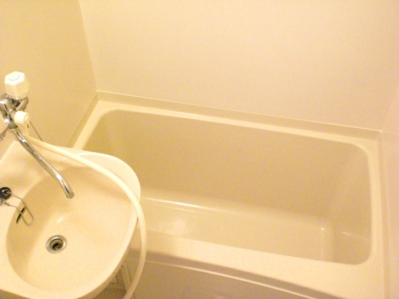 レオパレスメゾン・ド・ペルル 風呂