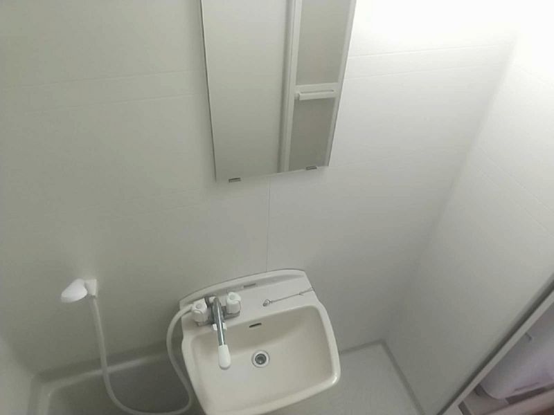 レオパレス七国レオン 洗面台