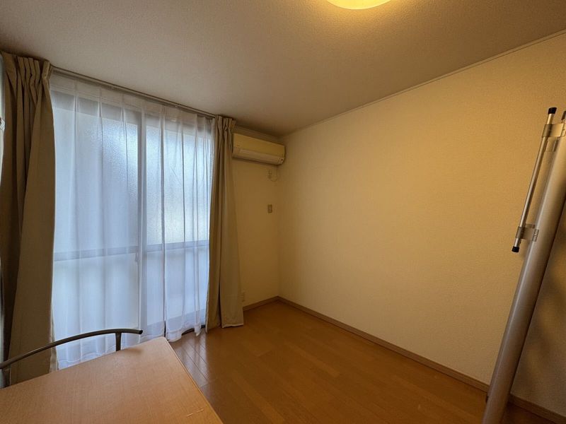 レオパレスフリーデン 居間