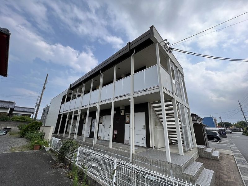 レオパレスヤマサ 外観