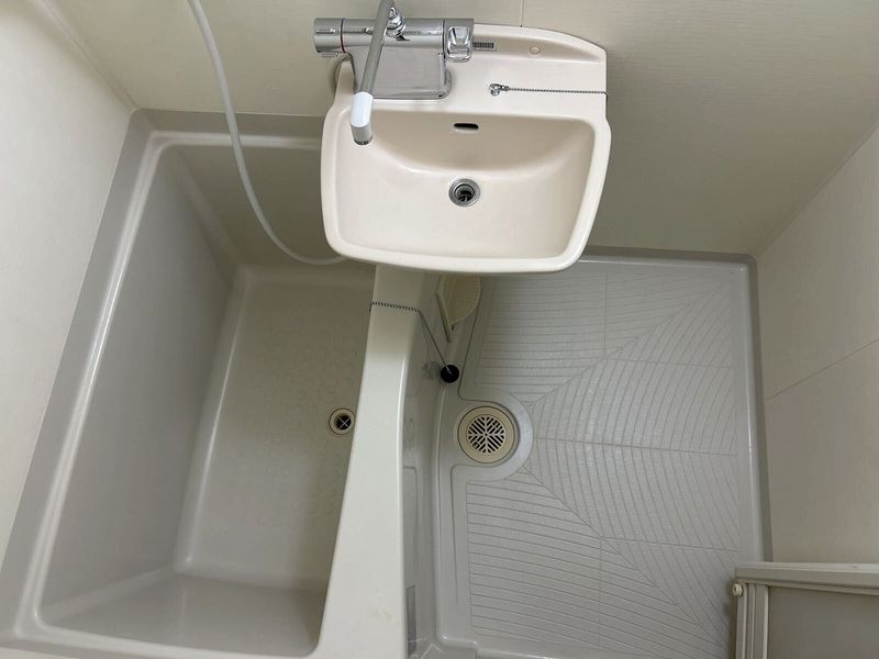 LEONEXT Luminous Kasuga Bathroom